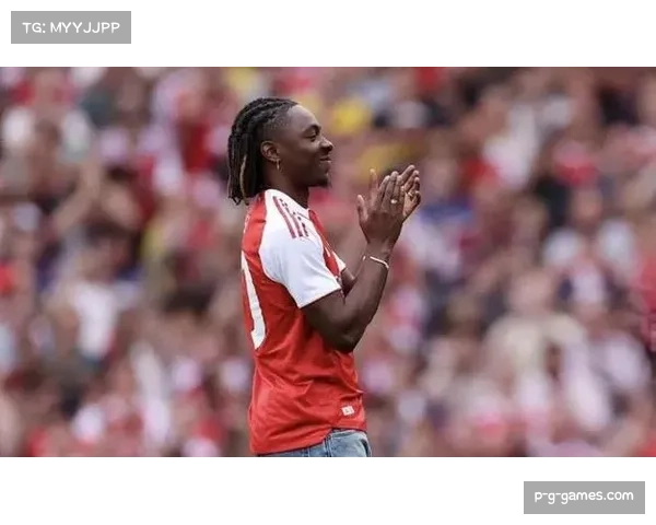 埃泽世界波闪耀酋长球场 助阿森纳半场领先水晶宫